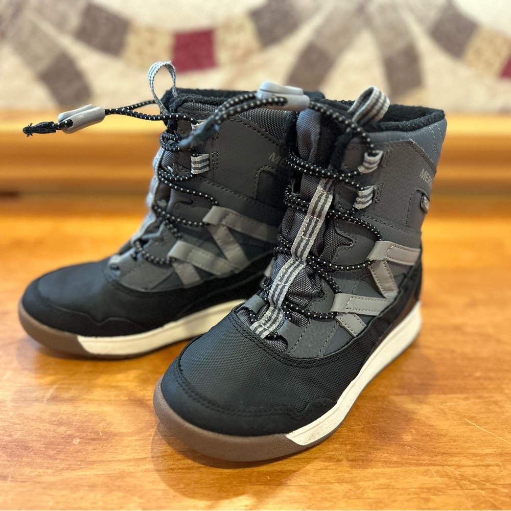 Merrell Snow Crush Snow Boots. Pretty much brand new!